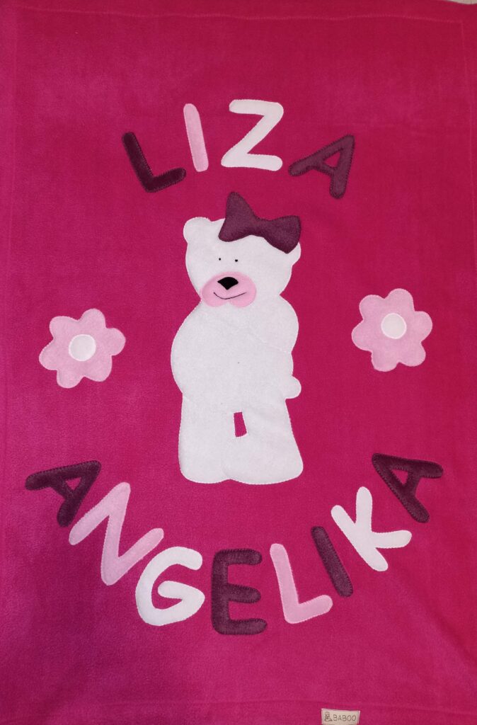 Baboo-Kislány maci virágokkal szóló gyermek takaró pink alapon